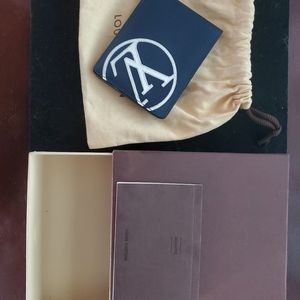 Louis Vuitton  Patchwork Multiple Wallet Excellent condition